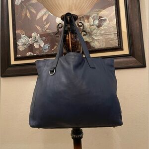 Vintage genuine leather made in italy please check all picture of confirmation